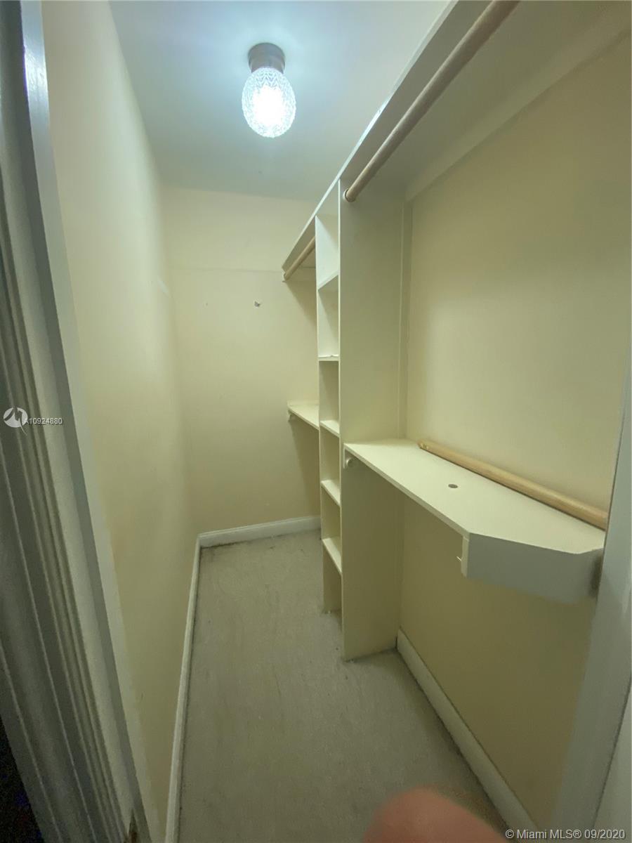 OLD CUTLER PINES - Residential