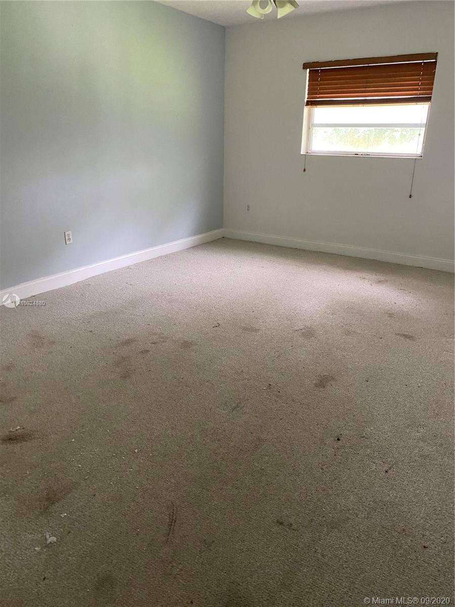 OLD CUTLER PINES - Residential