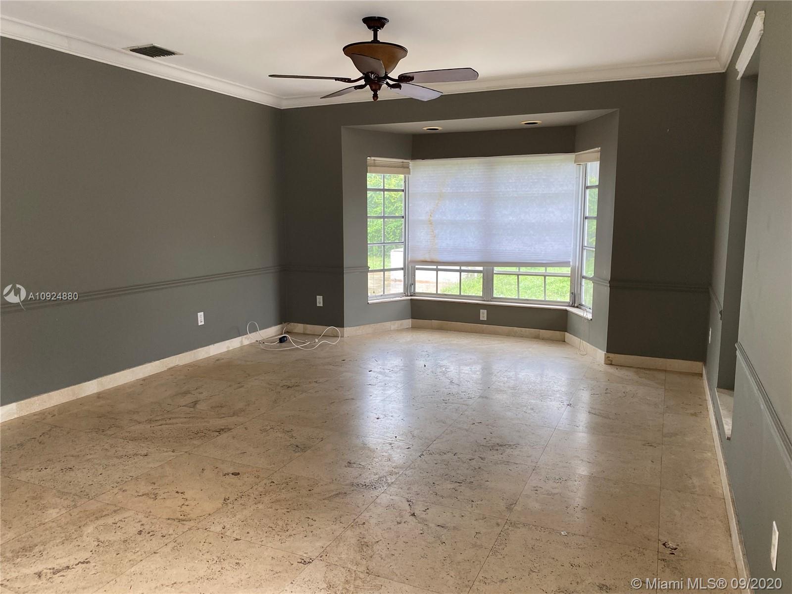 OLD CUTLER PINES - Residential