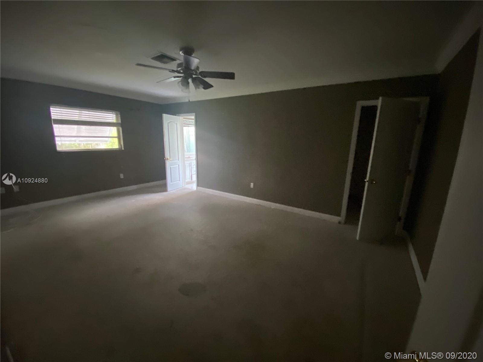 OLD CUTLER PINES - Residential