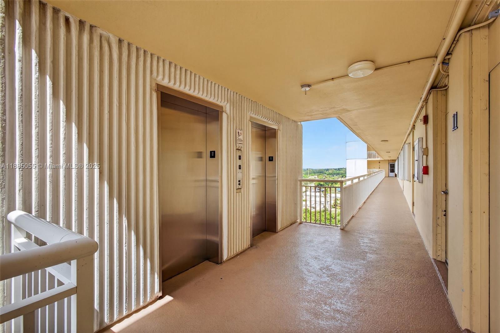 SEA PALMS CONDOMINIUM - Residential