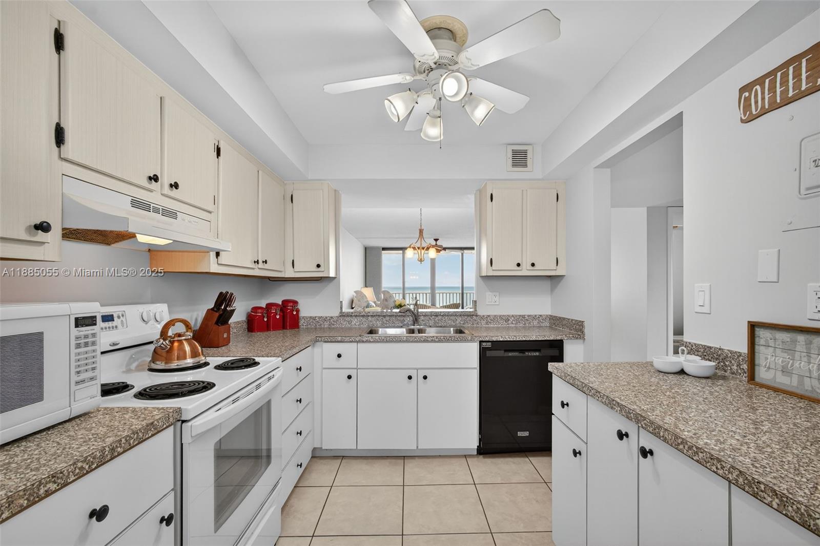 SEA PALMS CONDOMINIUM - Residential