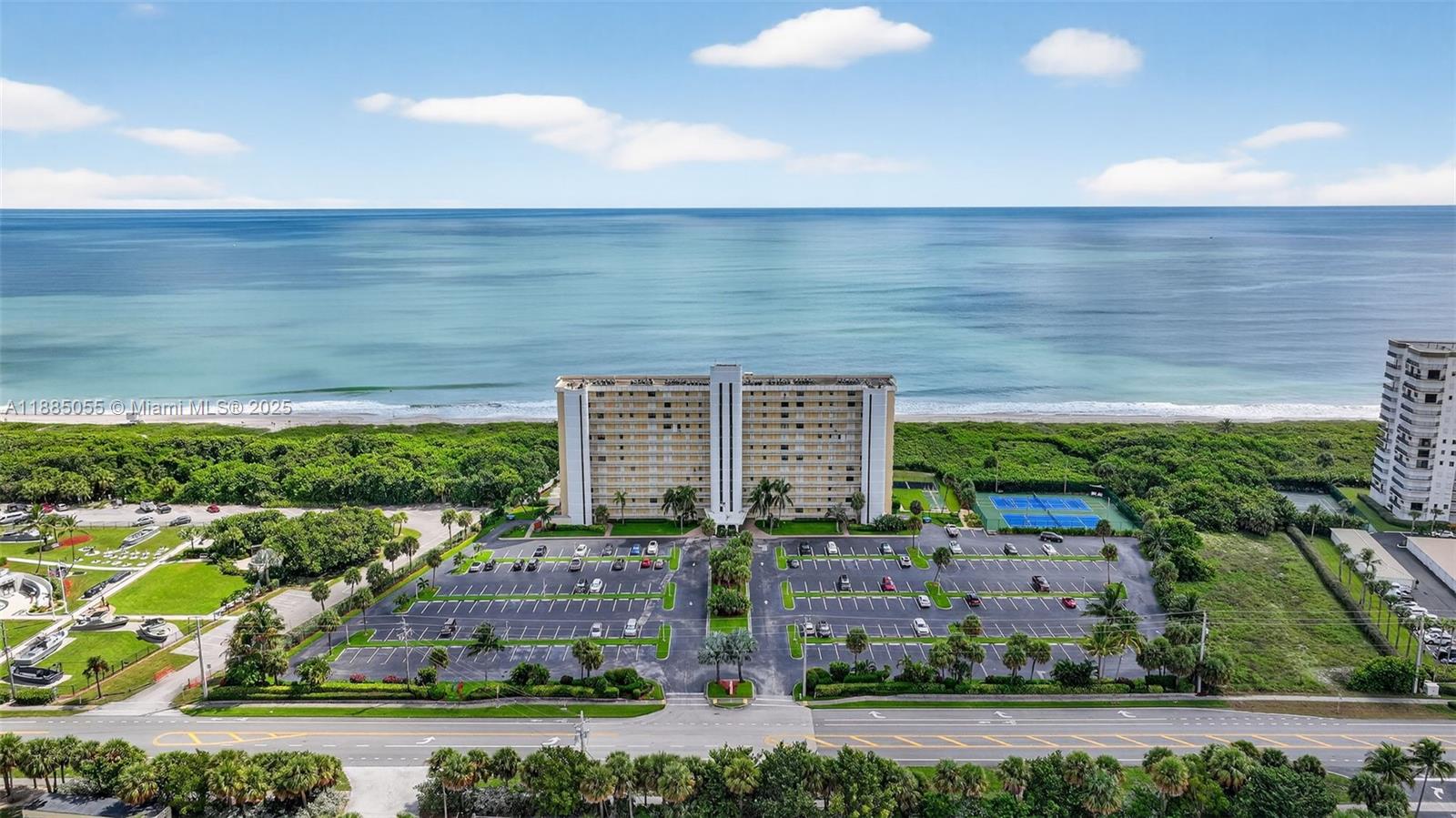 SEA PALMS CONDOMINIUM - Residential