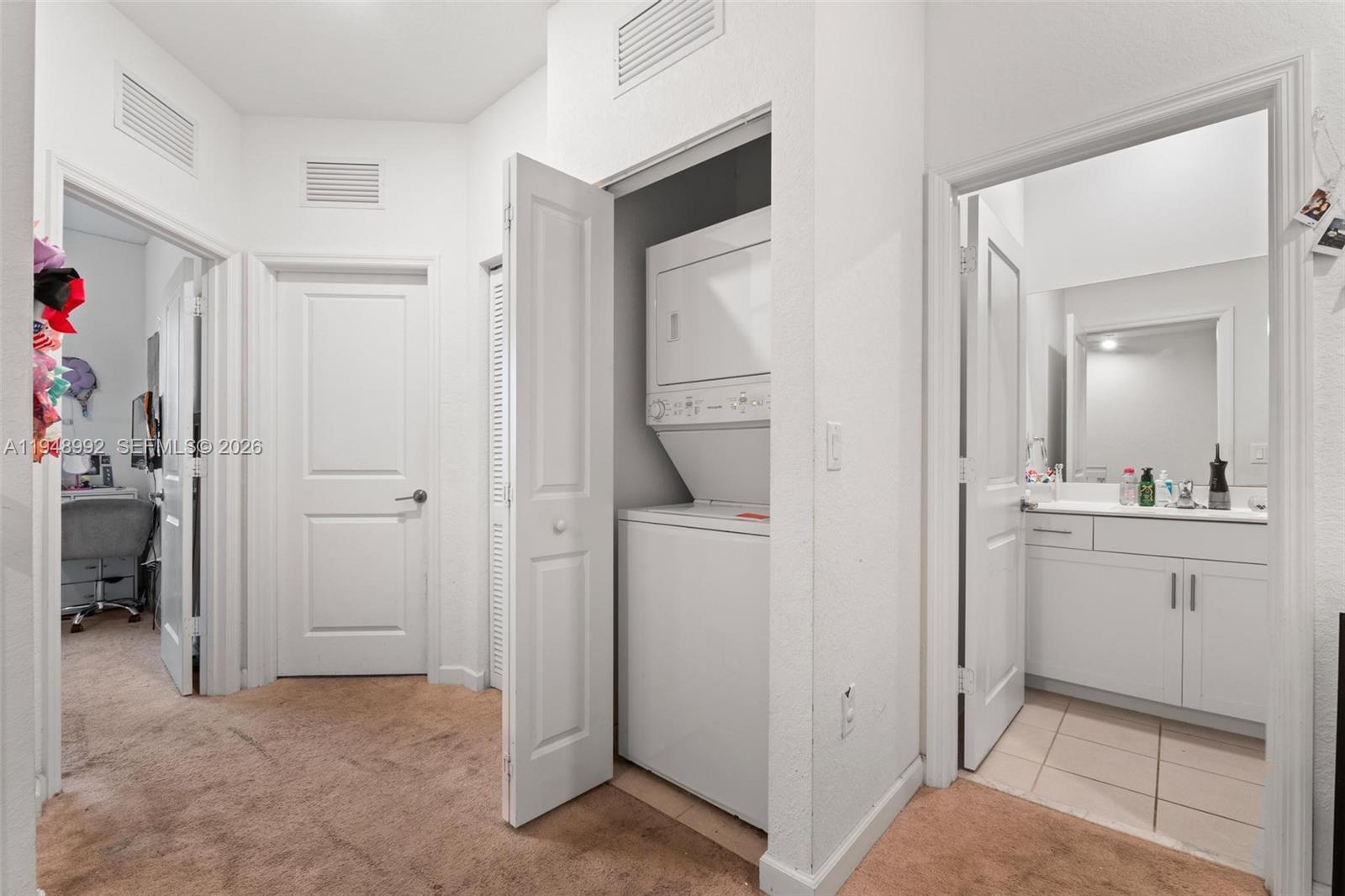 VIA VENTURA NEIGHBORHOOD - Residential