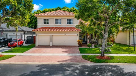 Photo of 2006 NE 38th Rd, Homestead, FL 33033 (MLS # A12070416)