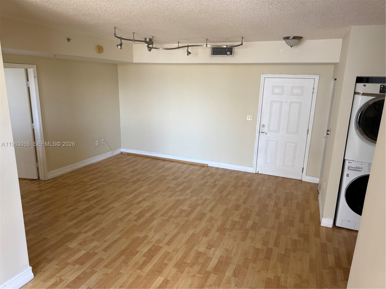 ALTOS DE MIAMI CONDO - Residential