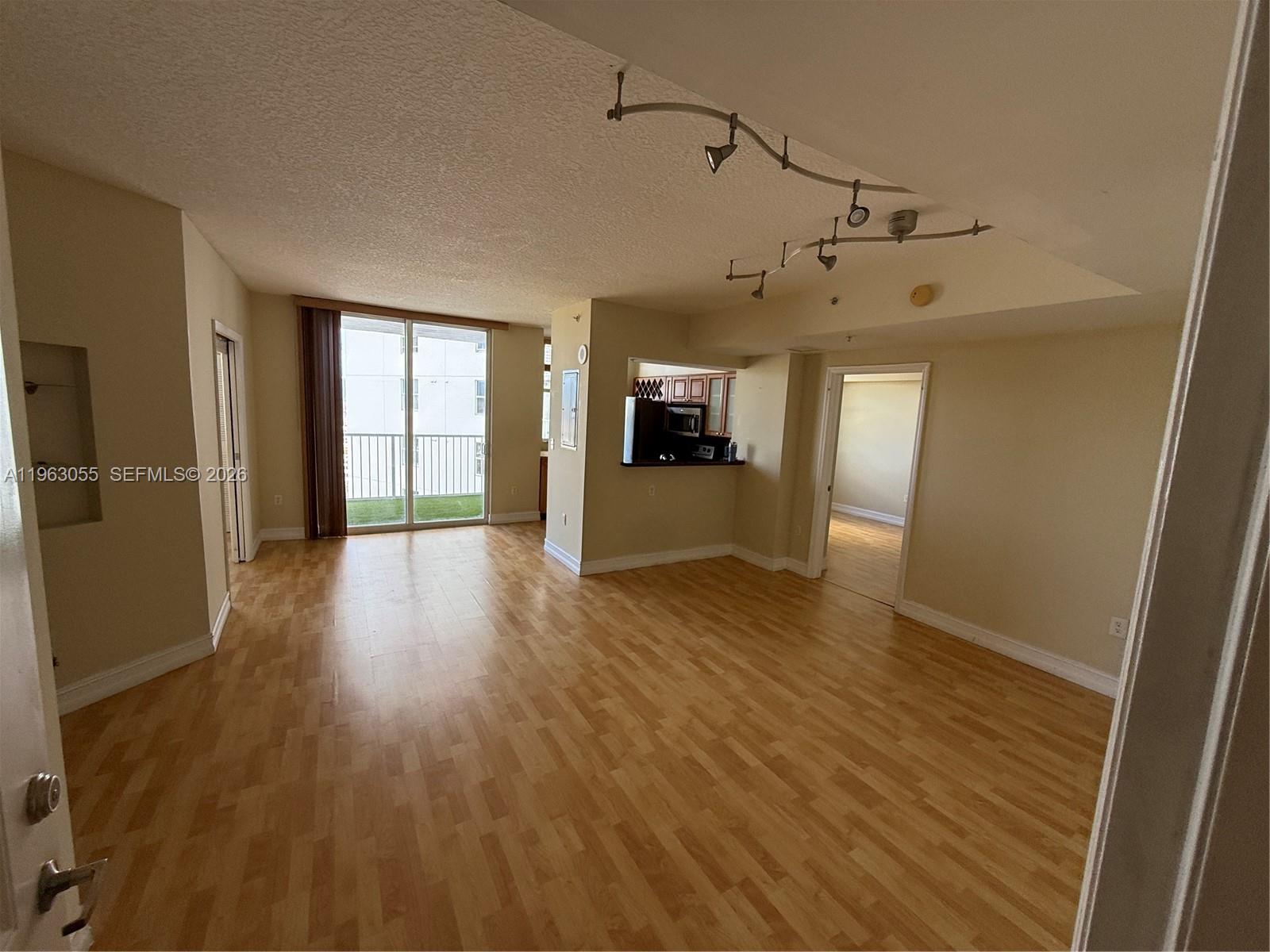 ALTOS DE MIAMI CONDO - Residential