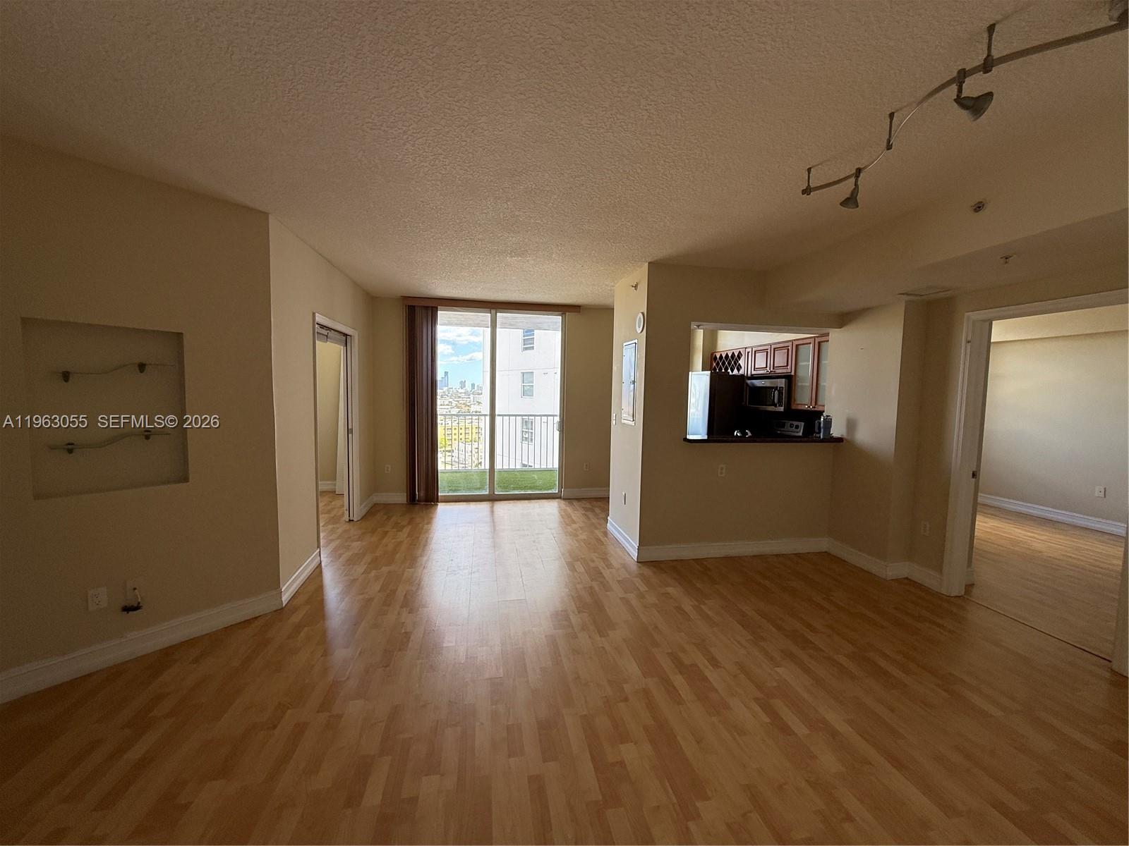 ALTOS DE MIAMI CONDO - Residential