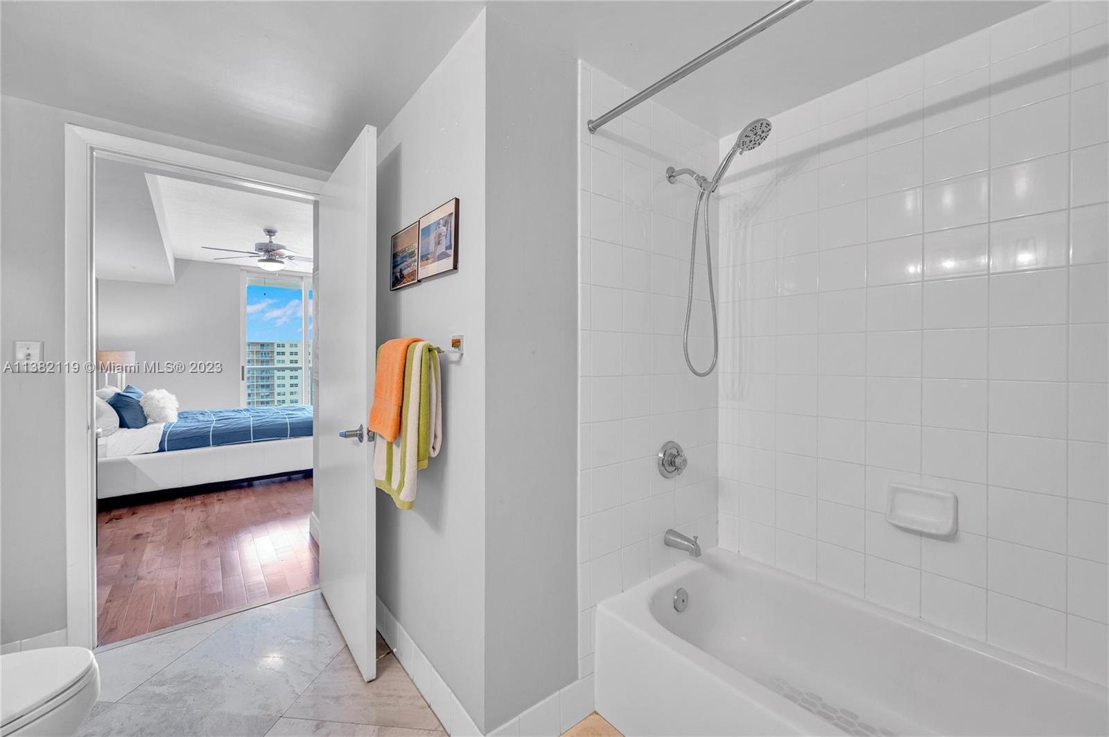 TIDES AT BRIDGESIDE SQUAR - Residential