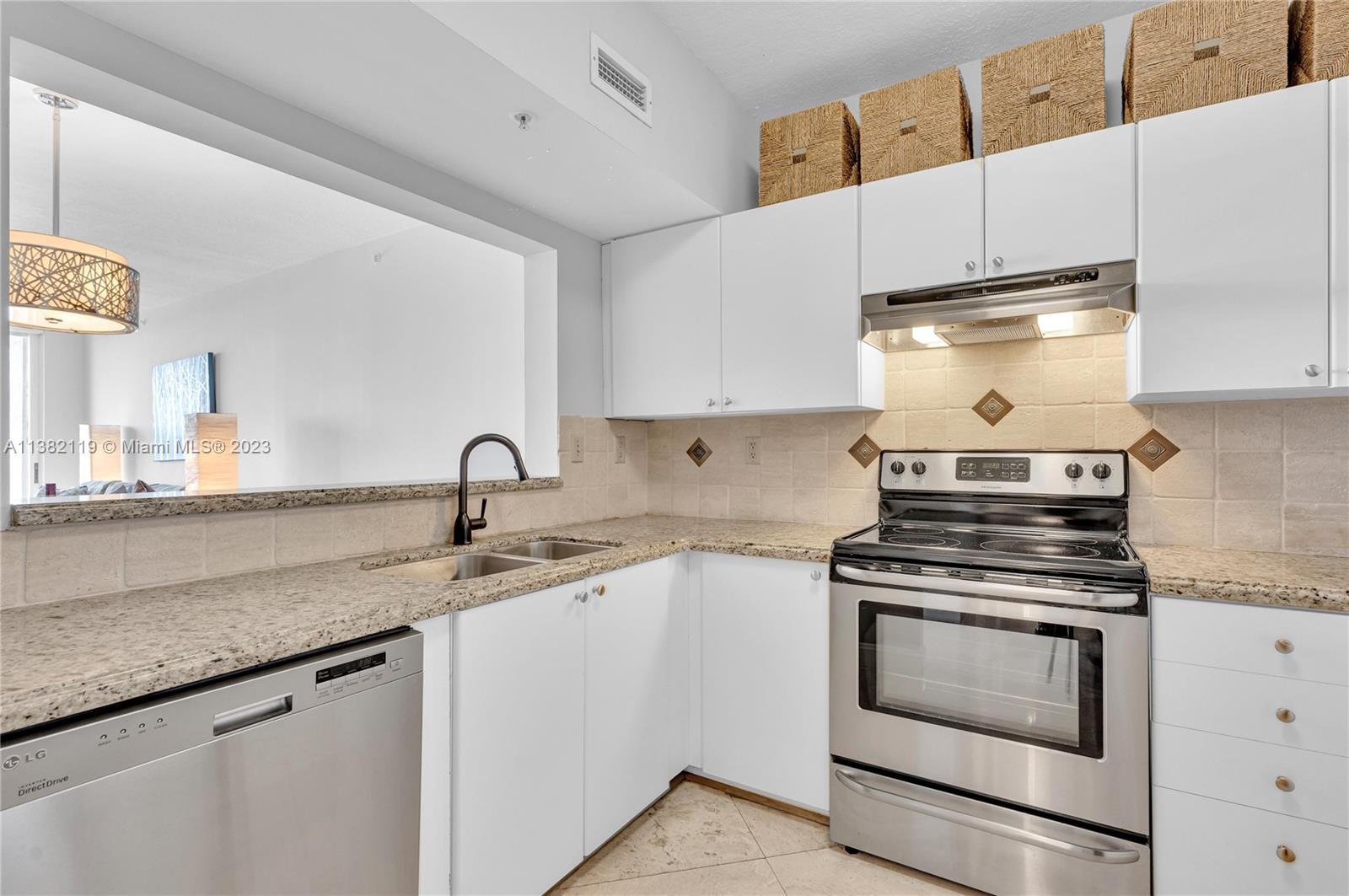 TIDES AT BRIDGESIDE SQUAR - Residential