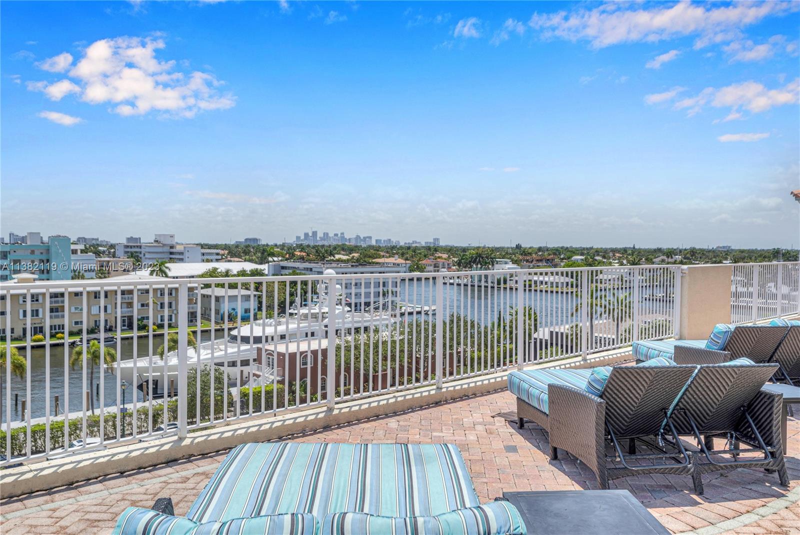 TIDES AT BRIDGESIDE SQUAR - Residential