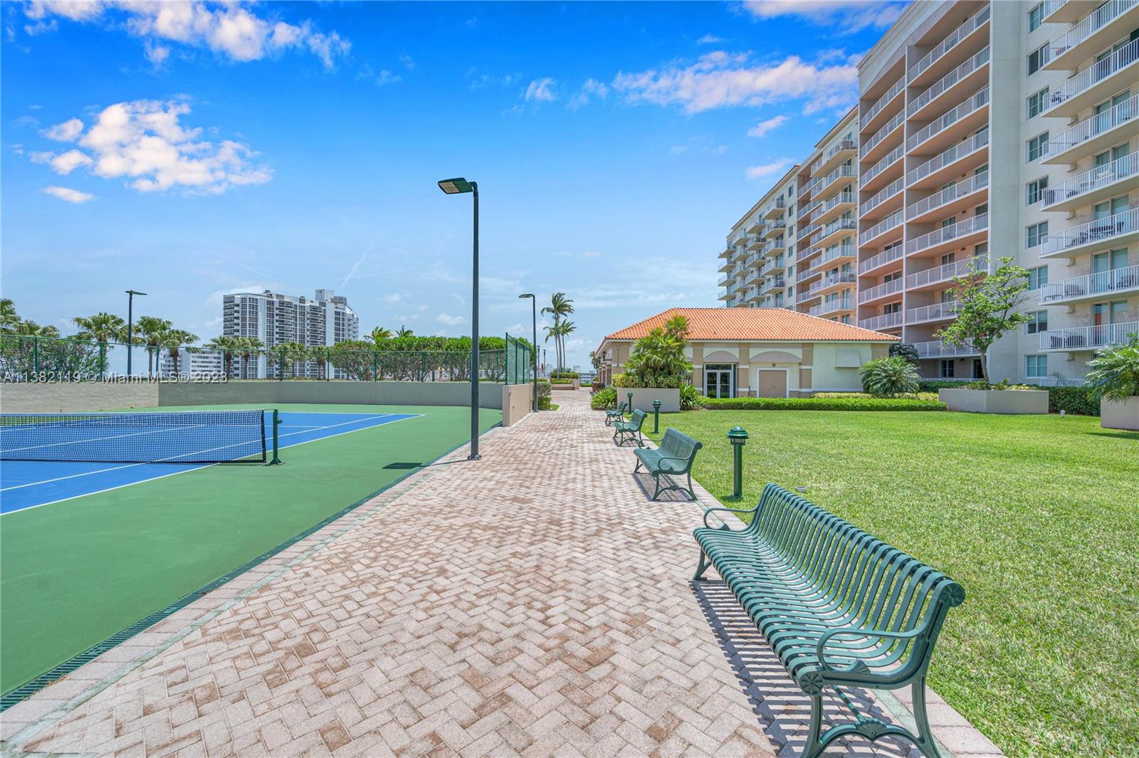 TIDES AT BRIDGESIDE SQUAR - Residential