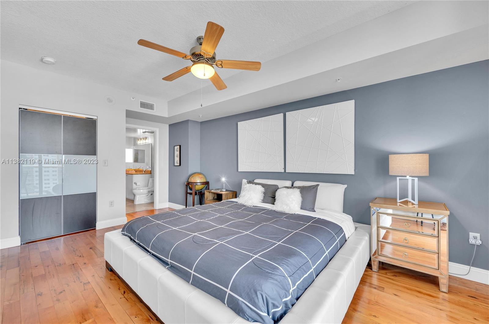 TIDES AT BRIDGESIDE SQUAR - Residential
