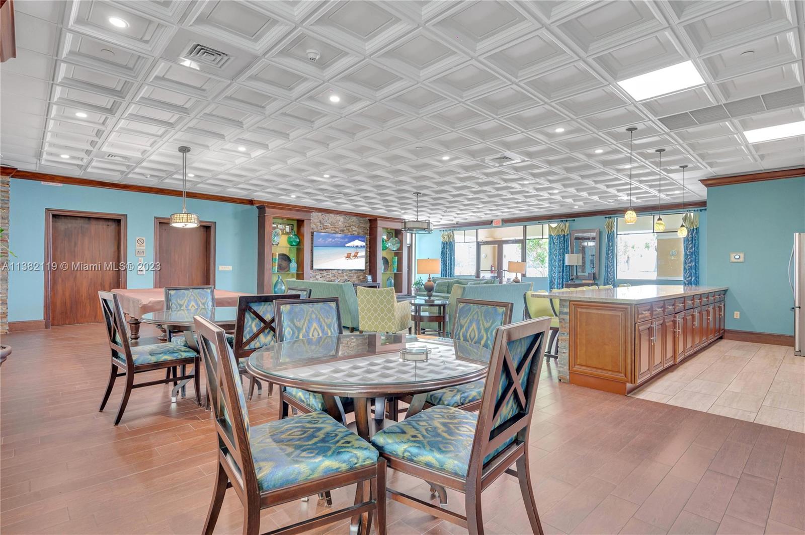 TIDES AT BRIDGESIDE SQUAR - Residential