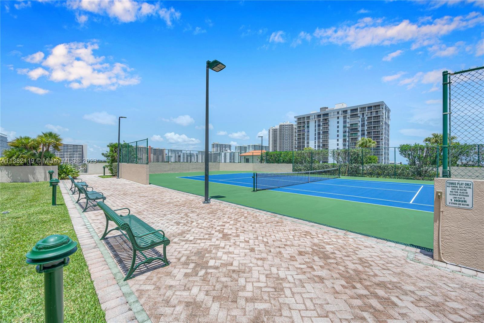 TIDES AT BRIDGESIDE SQUAR - Residential