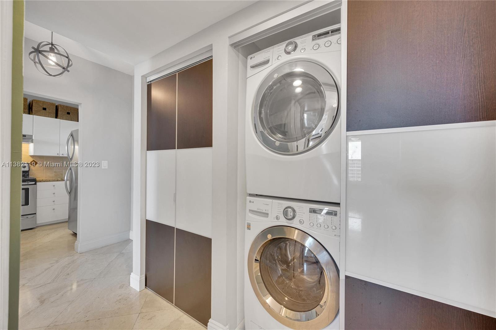 TIDES AT BRIDGESIDE SQUAR - Residential