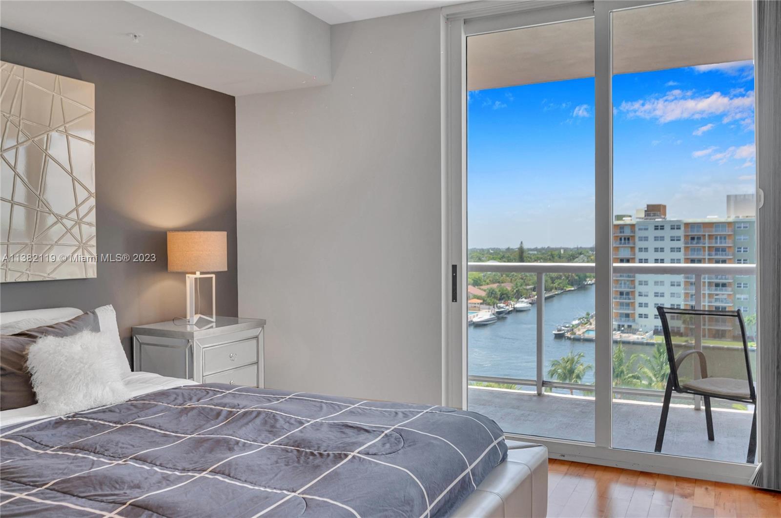 TIDES AT BRIDGESIDE SQUAR - Residential