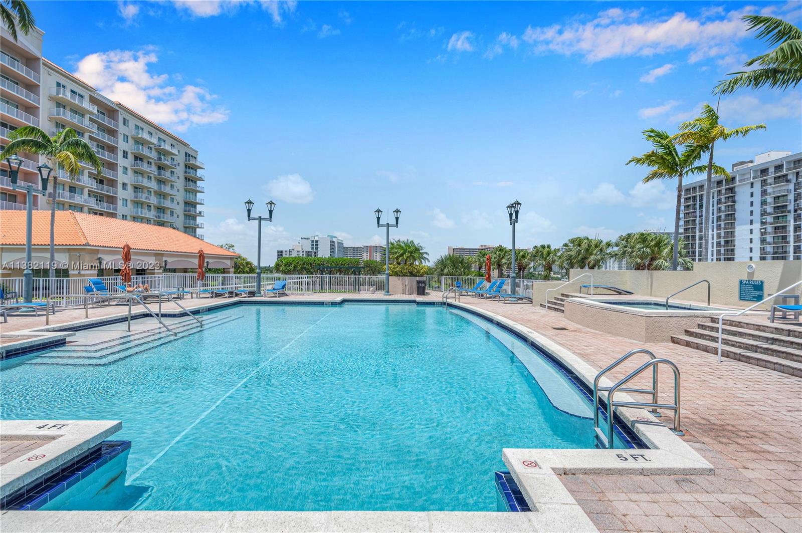 TIDES AT BRIDGESIDE SQUAR - Residential