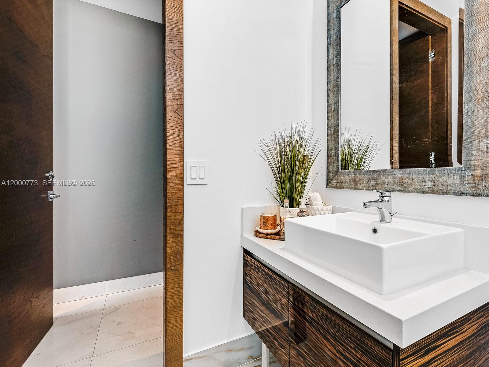 MARQUIS CONDO - Residential Lease