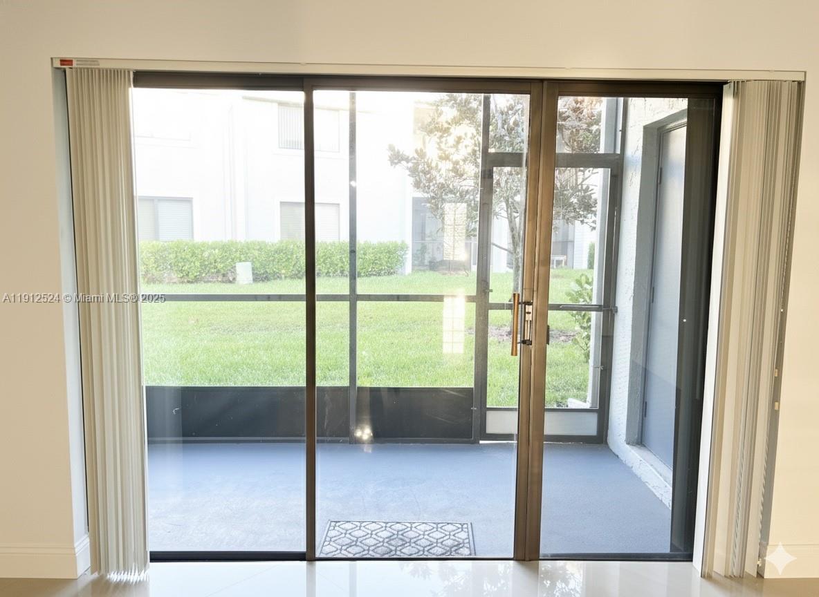 GARDENS AT BONAVENTURE 14 - Residential