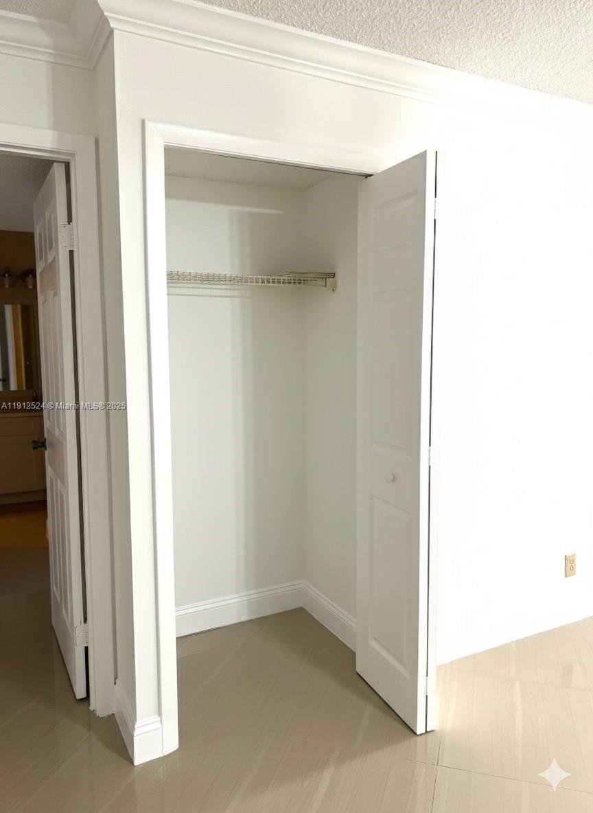 GARDENS AT BONAVENTURE 14 - Residential