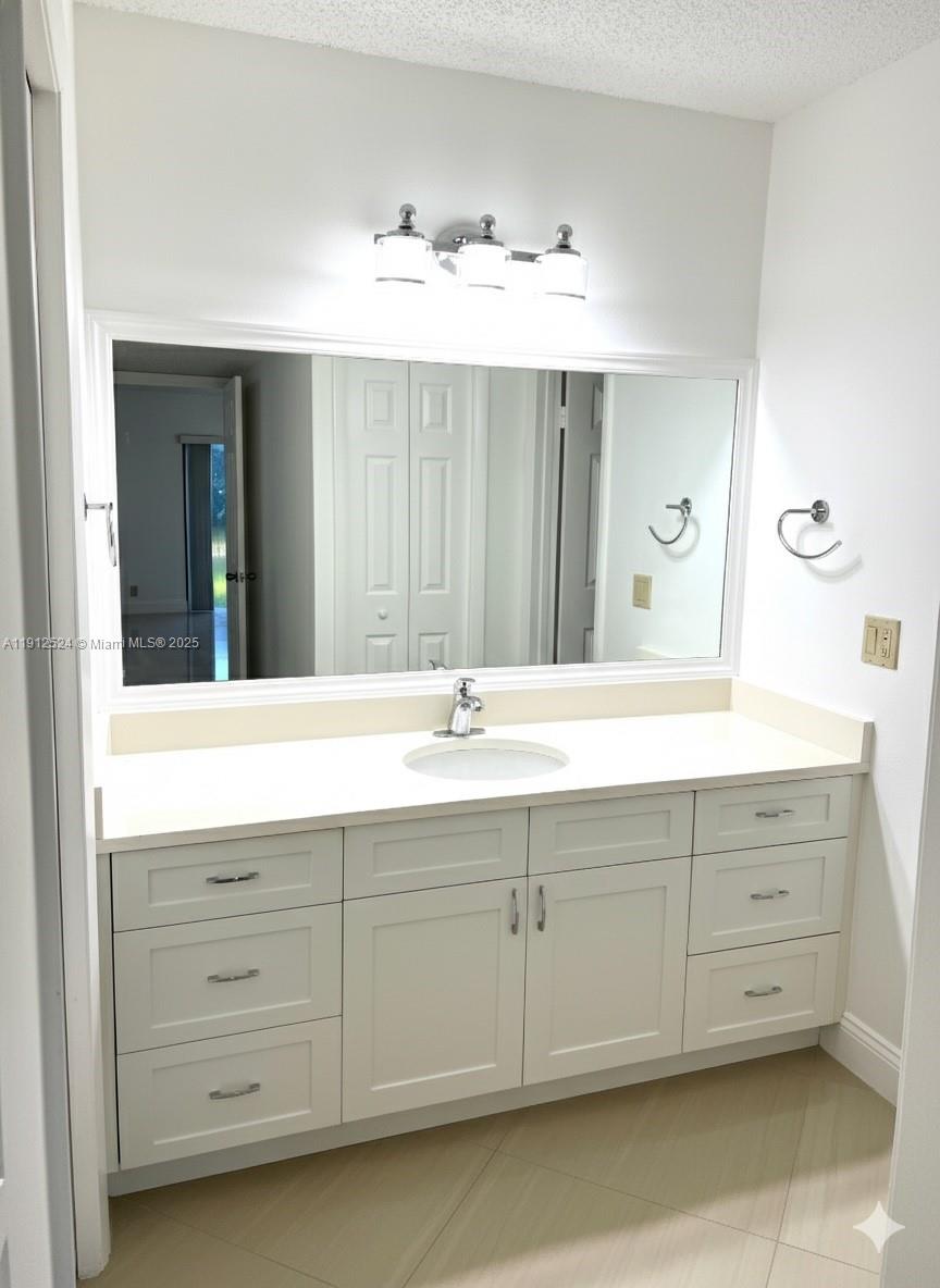 GARDENS AT BONAVENTURE 14 - Residential