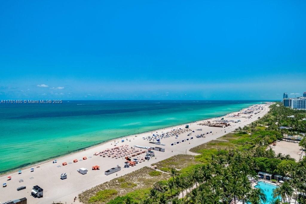 RONEY PALACE CONDO - Residential