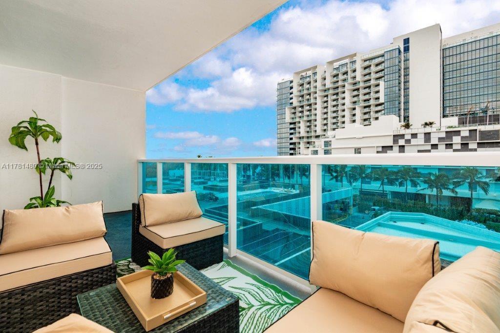 1 Bedroom 900 Sqft, with new washer/dryer! OVERLOOKING THE PRISTINE OCEAN OF SOUTH BEACH! OPEN KITCHEN, LARGE BATH, WALK-IN CLOSETS. TRUELY ONE OF THE BEST OCEANFRONT DEVELOPMENTS IN SOUTH BEACH! The Roney Palace shares the building and amenities with 1 Hotel South Beach, one of Miami’s most luxurious resorts. Residents of Roney Palace share access to all of the hotel’s lavish amenities. Life at the Roney Palace comes with three oceanfront swimming pools and beach service. Additionally, the property boasts a rooftop swimming pool, bar and restaurant, as well as a variety of high-end and casual dining venues, including STK, Habitat and Plnthouse by Matthew Kenney.