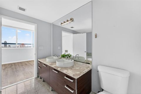 Tiny photo for 244 Biscayne Blvd #3702, Miami, FL 33132 (MLS # A12005884)