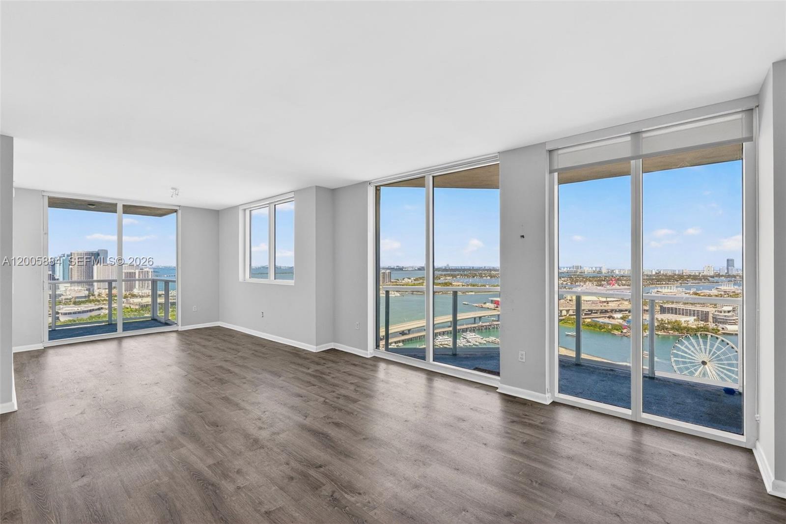 VIZCAYNE NORTH CONDO - Residential