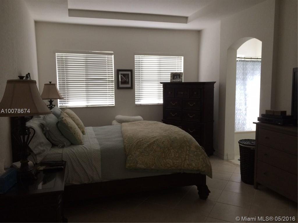 LEEWARD AT ISLANDS AT DOR - Residential Lease