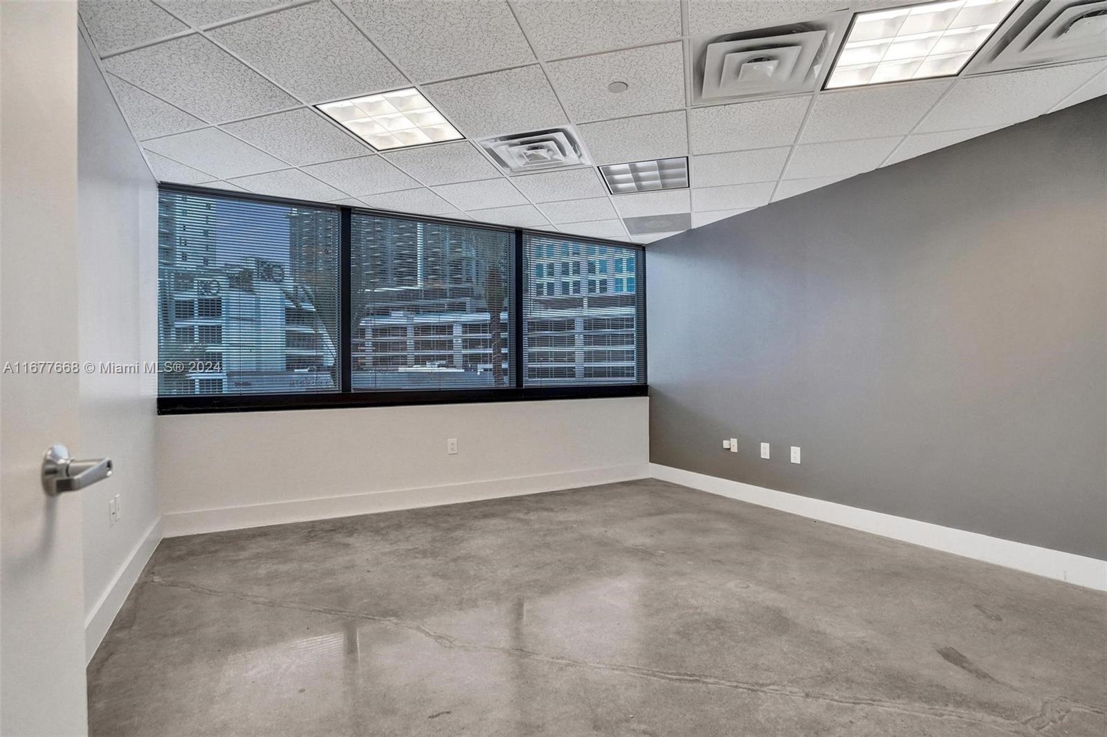 Fort Lauderdale, Florida 33301, United States, ,Residential,Active,37911