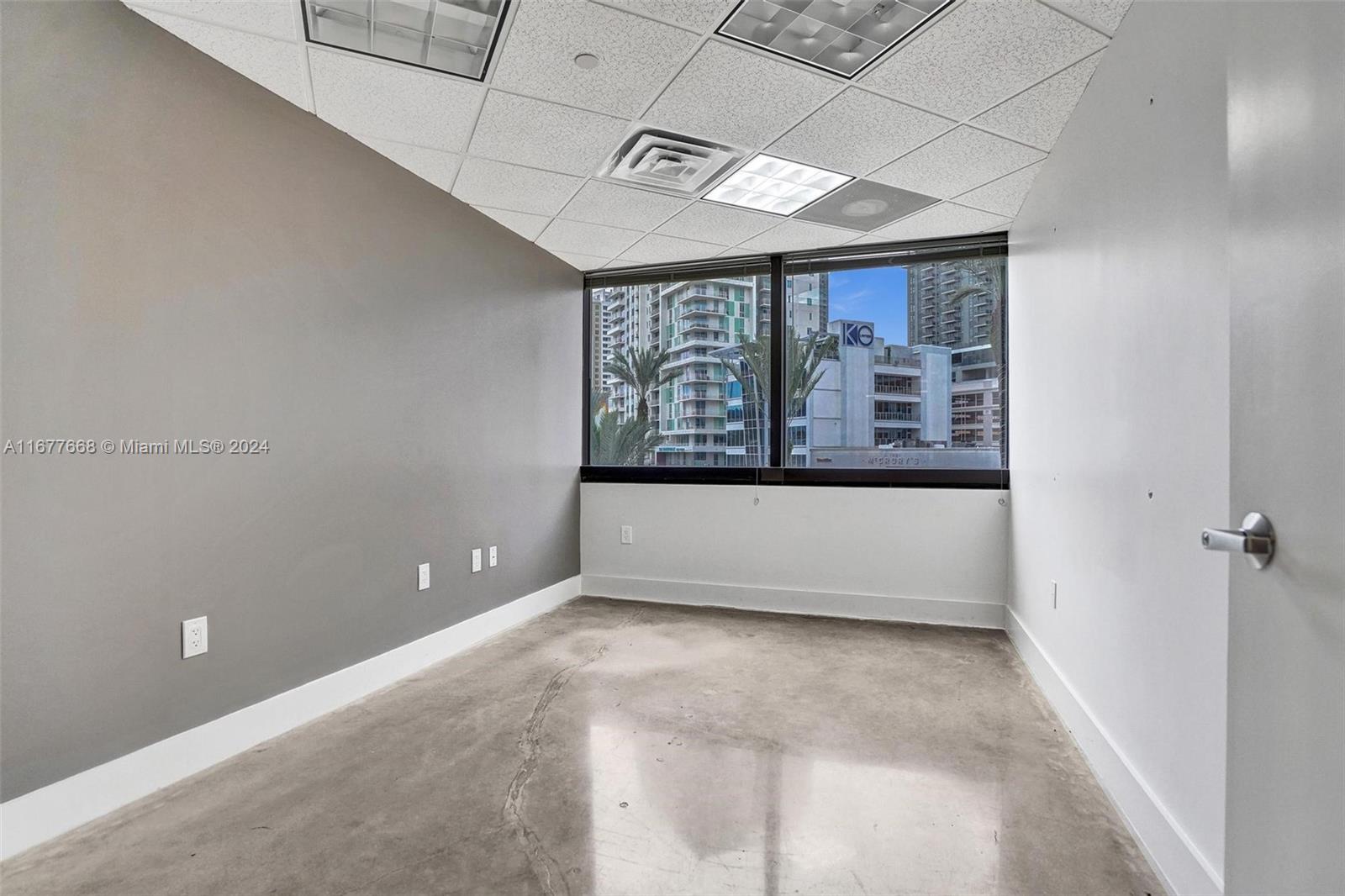 Fort Lauderdale, Florida 33301, United States, ,Residential,Active,37911