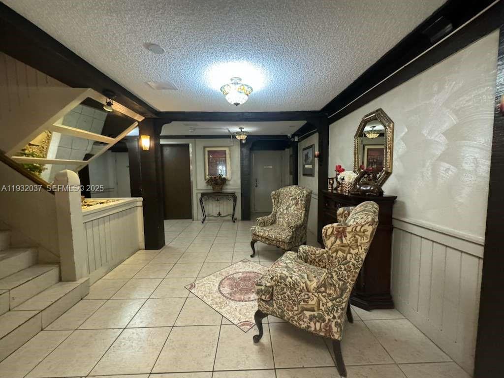 3670 Inverrary Dr 3S