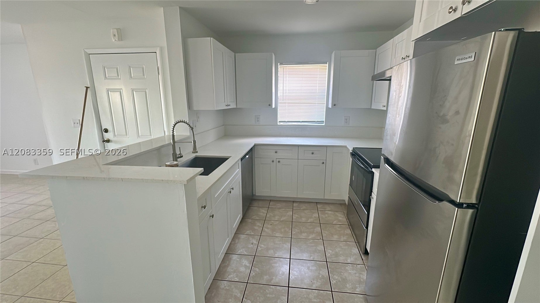 4096 N Pine Island Rd 2112, Sunrise FL 33351