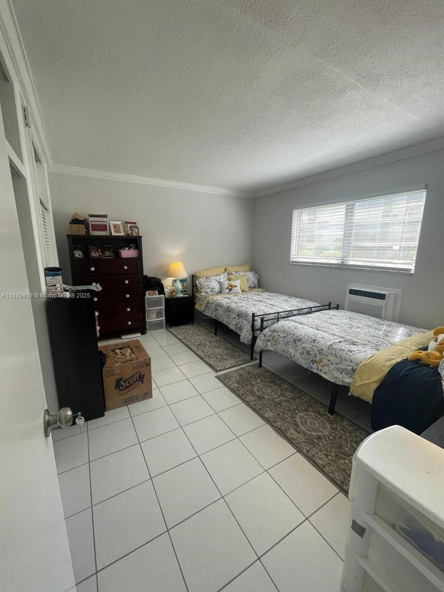 17000 NE 14th Ave 109