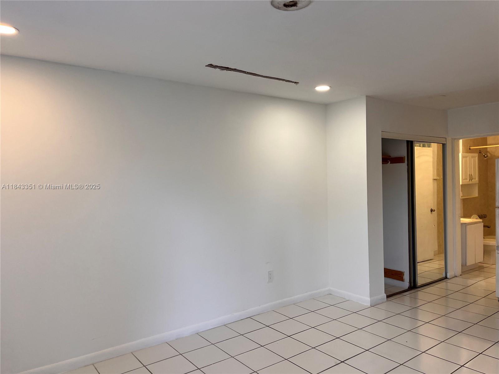 CAROL CITY 3RD ADDN - Residential