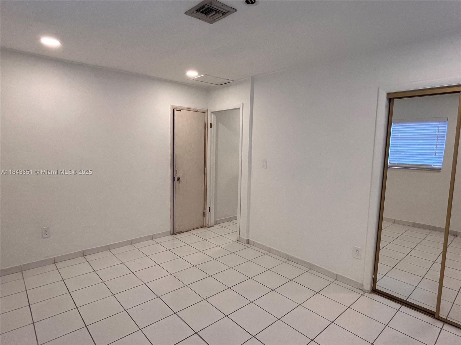 CAROL CITY 3RD ADDN - Residential