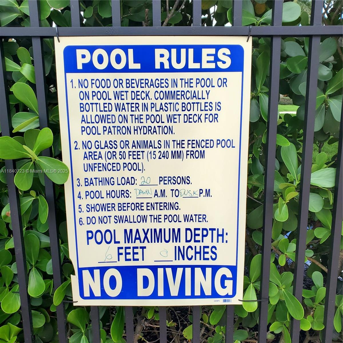 COUNTRY ISLES - Residential