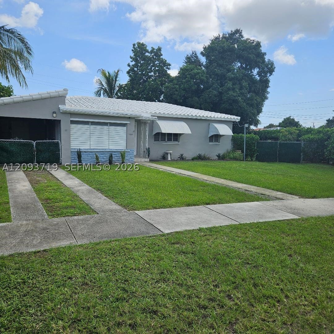 1051 SW 72nd Ct