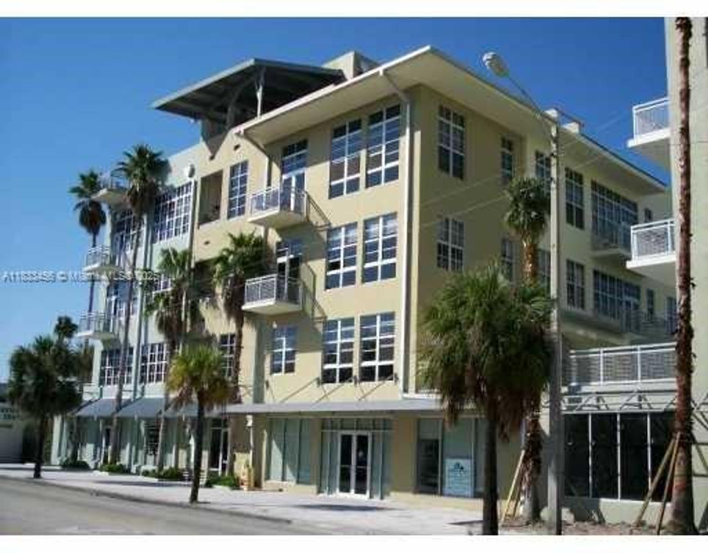 Photo of Fort Lauderdale, FL 33301 (MLS # A11833456)