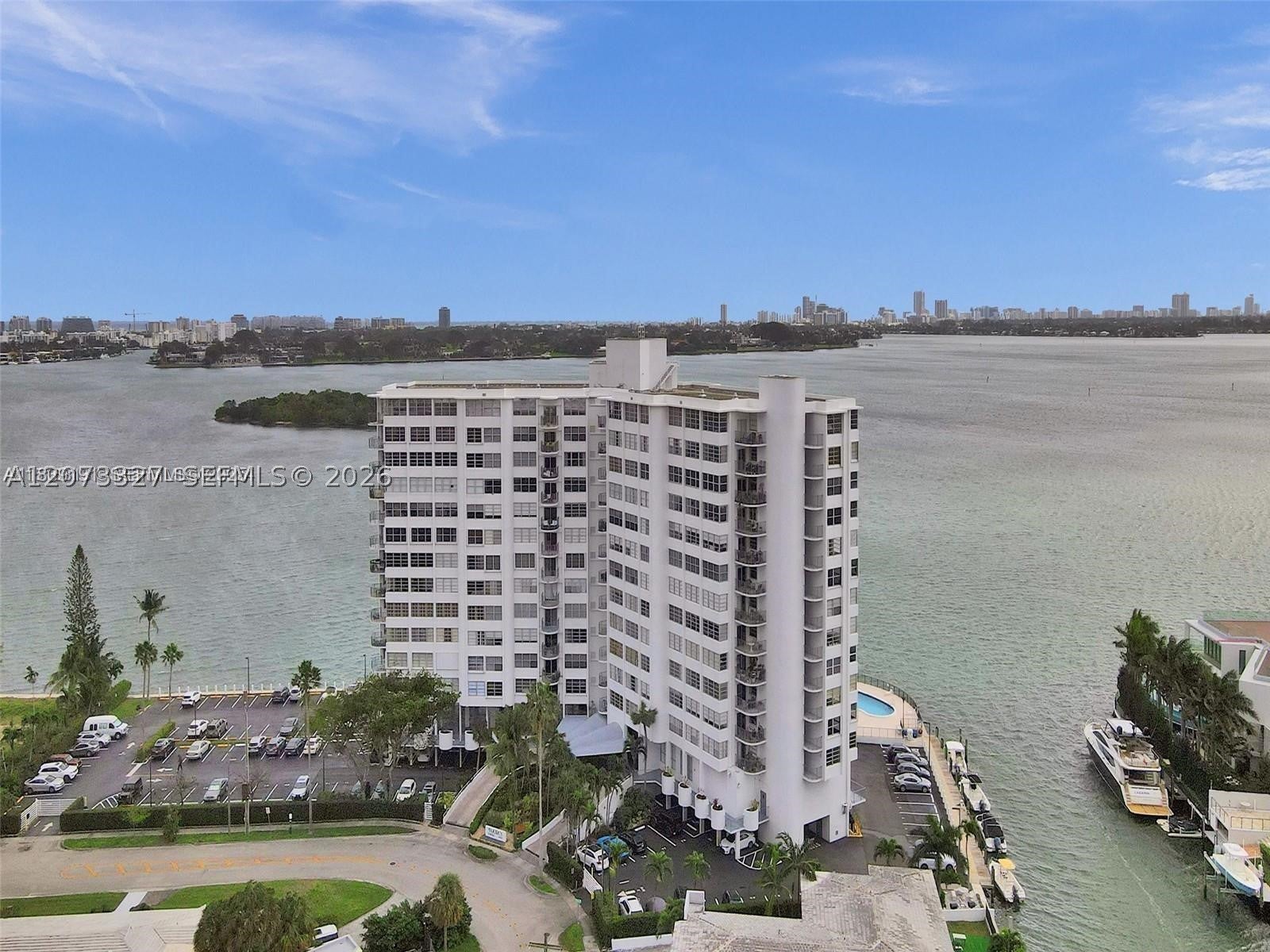 11930 N Bayshore Dr