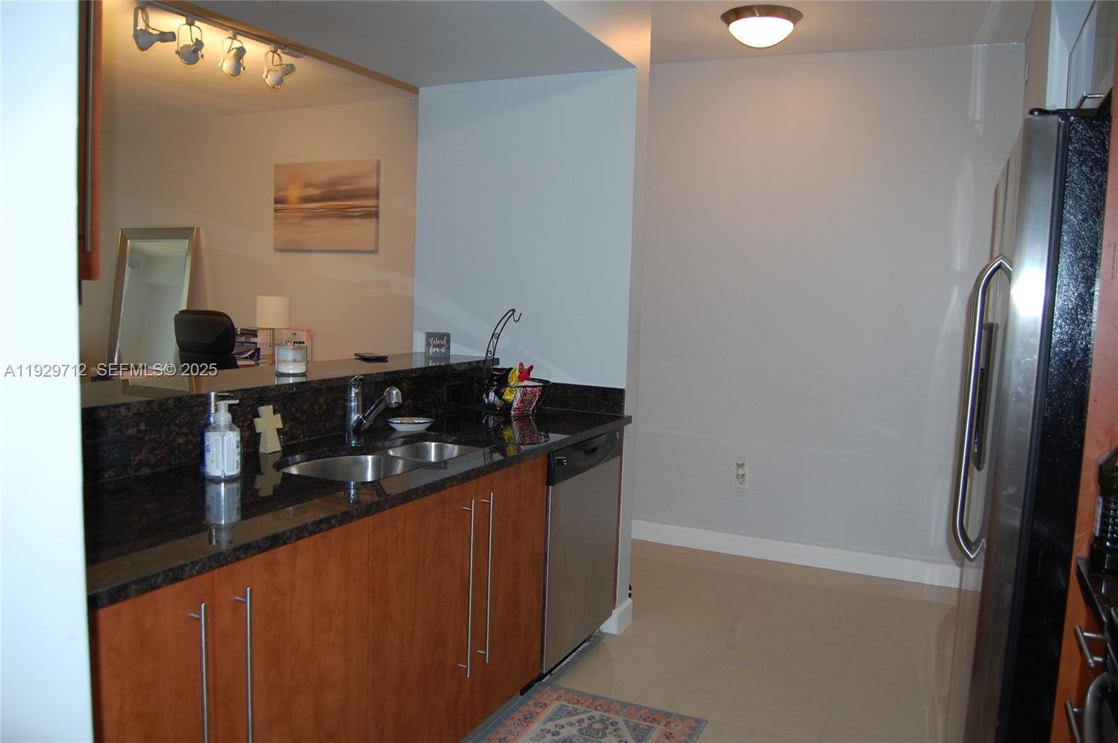 TOSCANO CONDO - Residential Lease