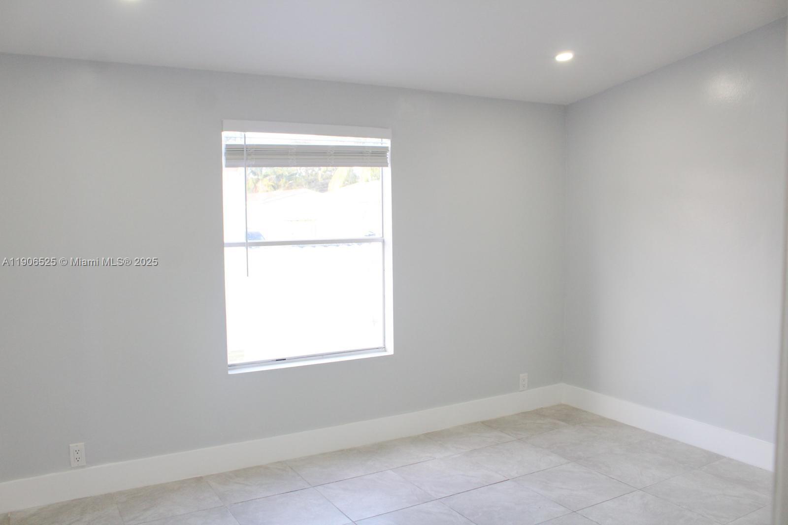 COCOWALK ESTATES - Residential