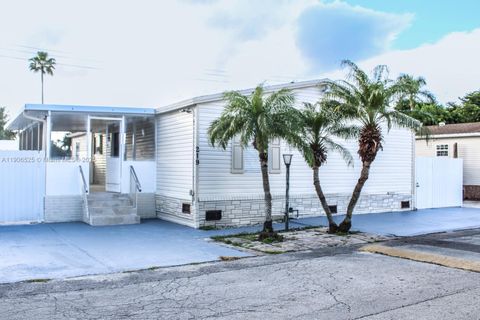220 NE 12th AVE Lot 219 Homestead FL 33030