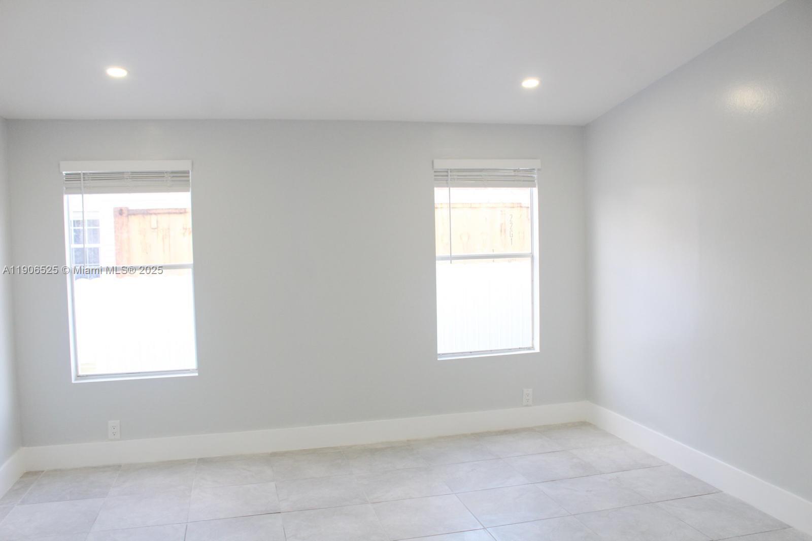 COCOWALK ESTATES - Residential