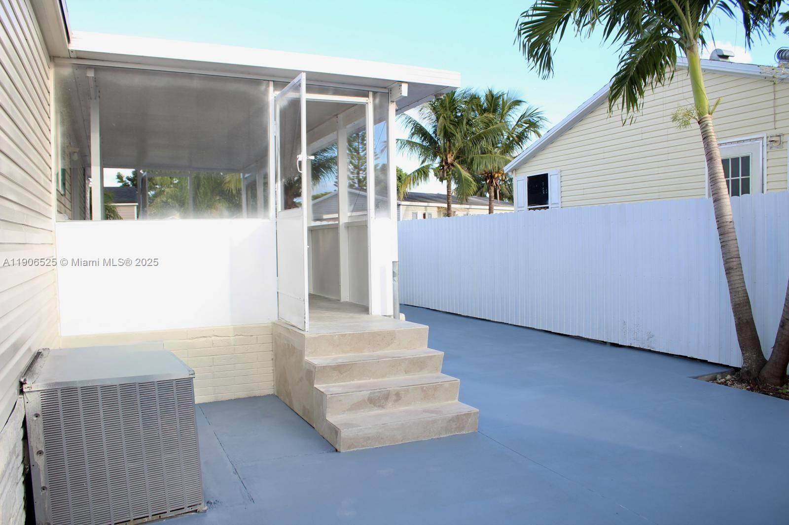 COCOWALK ESTATES - Residential