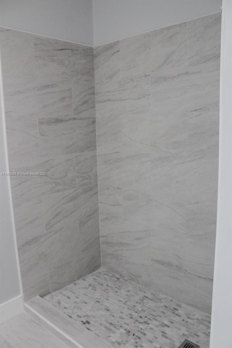 COCOWALK ESTATES - Residential