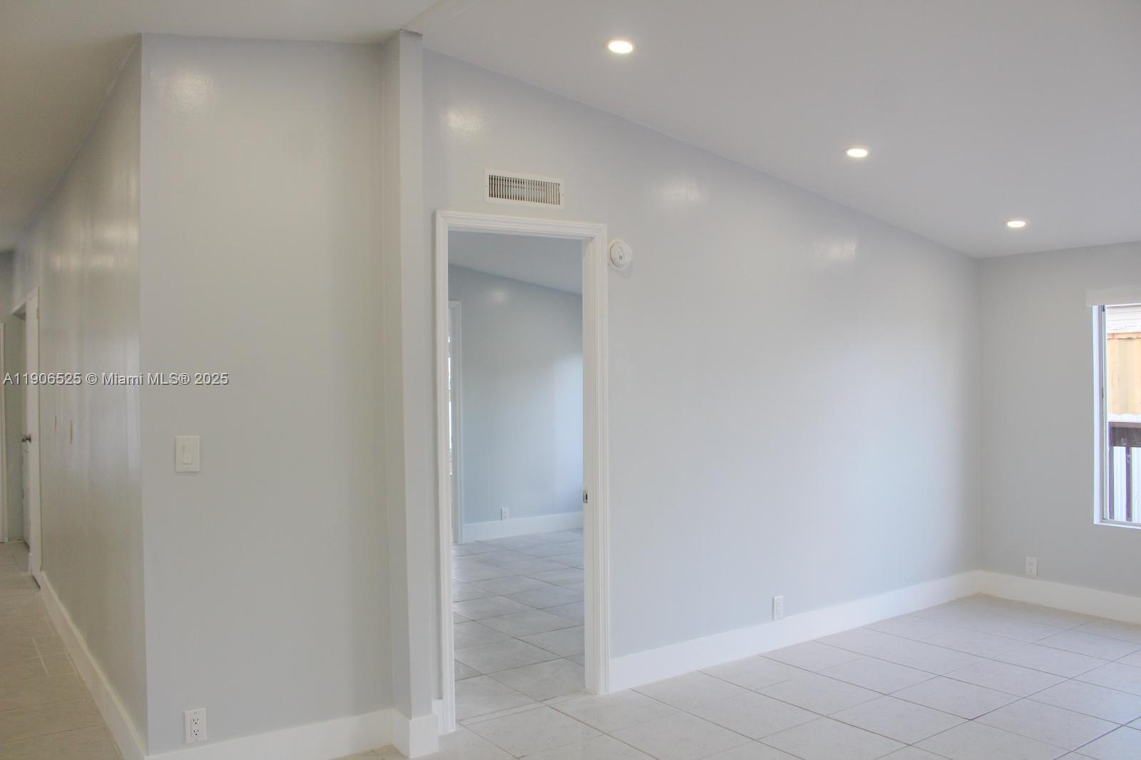 COCOWALK ESTATES - Residential