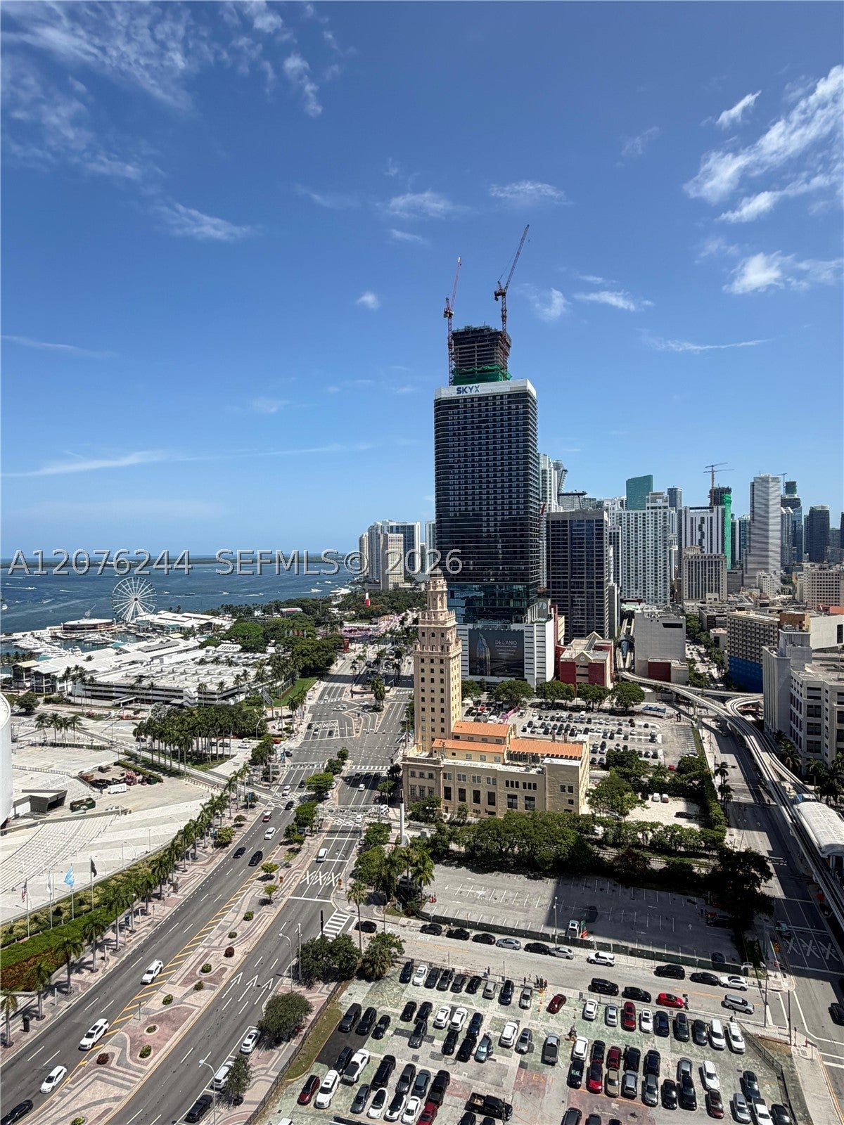 888 Biscayne Blvd 2702
